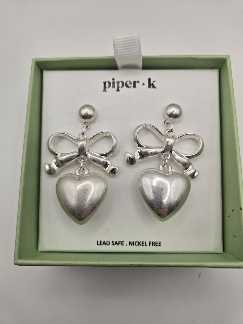 NIB Piper.k Silver Bow with Heart Drop Earrings